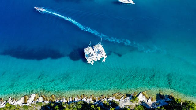 Aruba's coastline